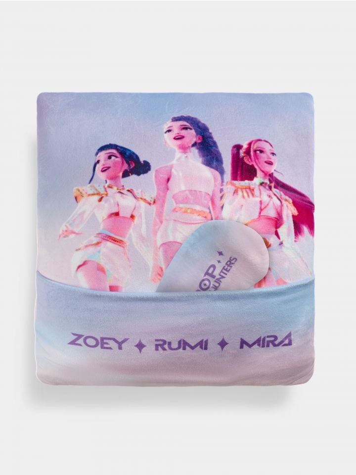 סט כרית וכיסוי עיניים K-POP