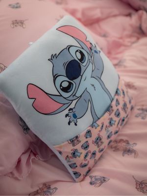 סט כרית וכיסוי עיניים STITCH