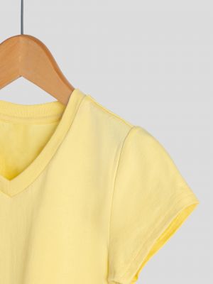 חולצה קצרה צווארון וי לבנות