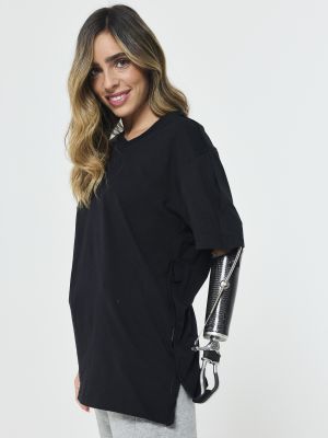 חולצה נגישה עם פתחים בצדדים יוניסקס