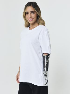 חולצה נגישה עם פתחים בצדדים יוניסקס