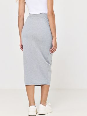 חצאית ישרה ארוכה