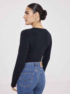 חולצה תרמית אנטי בקטריאלית צווארון וי- SLIM FIT