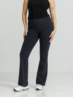 מכנסי טייץ דקים מתרחבים