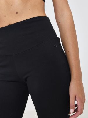 מכנסים ארוכים מתרחבים