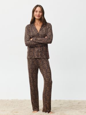 סט פיג’מה מכופתרת ארוכה דקה LEOPARD