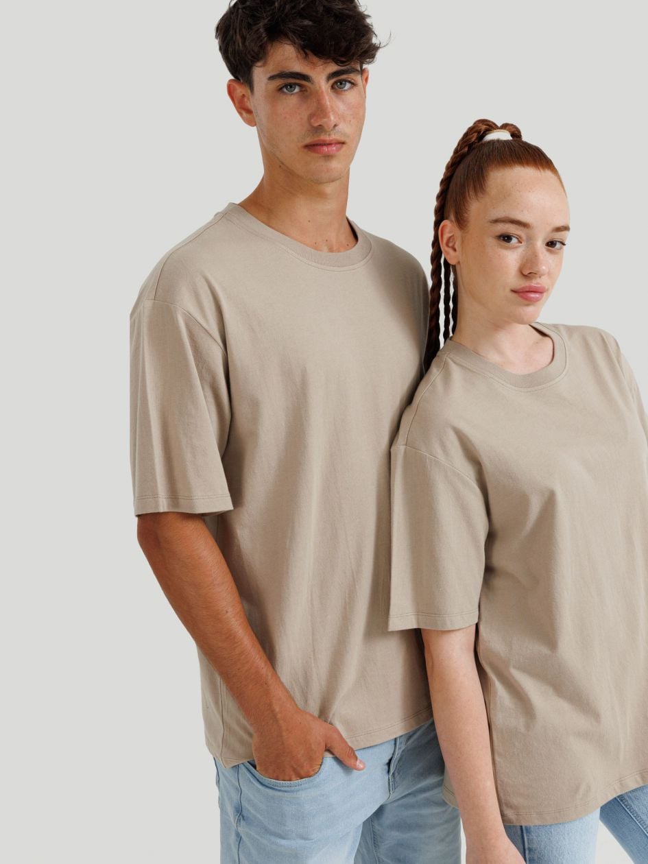 חולצה קצרה אוברסייז צווארון עגול UNISEX