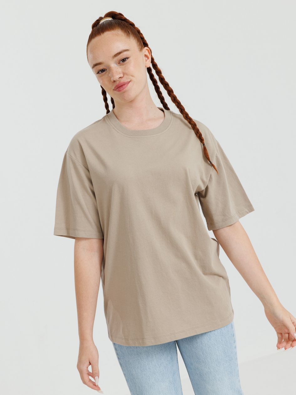 חולצה קצרה אוברסייז צווארון עגול UNISEX