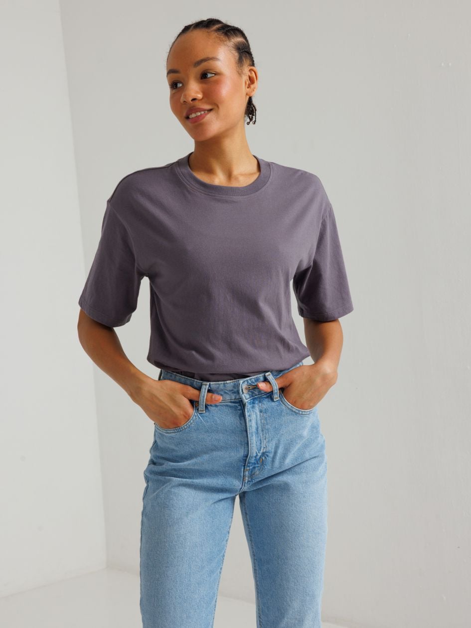 חולצה קצרה אוברסייז צווארון עגול UNISEX