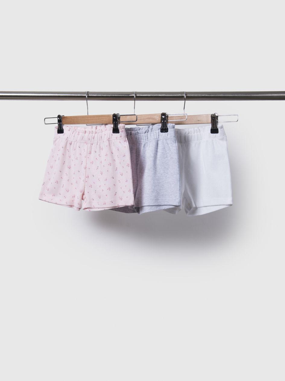 מארז 3 מכנסיים קצרים