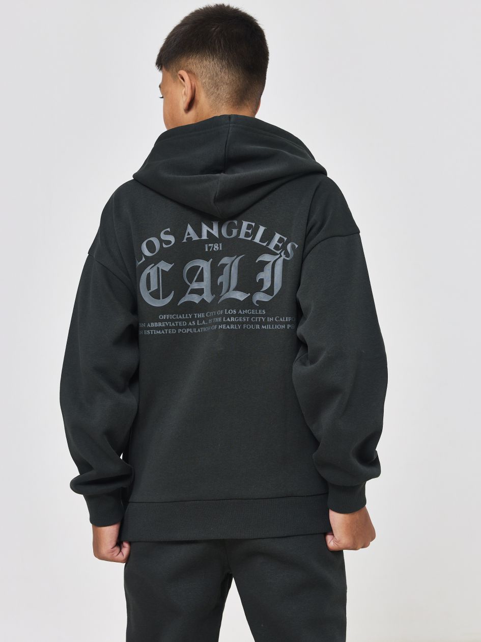 קפוצ’ון פוטר עם כיתוב בגב