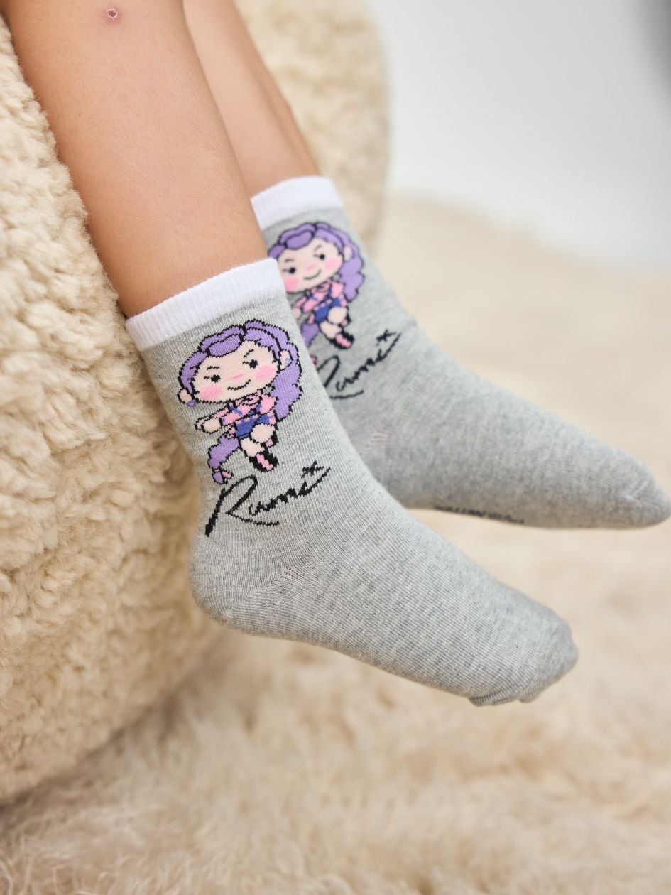 מארז 5 זוגות גרביים באורך רגיל K POP