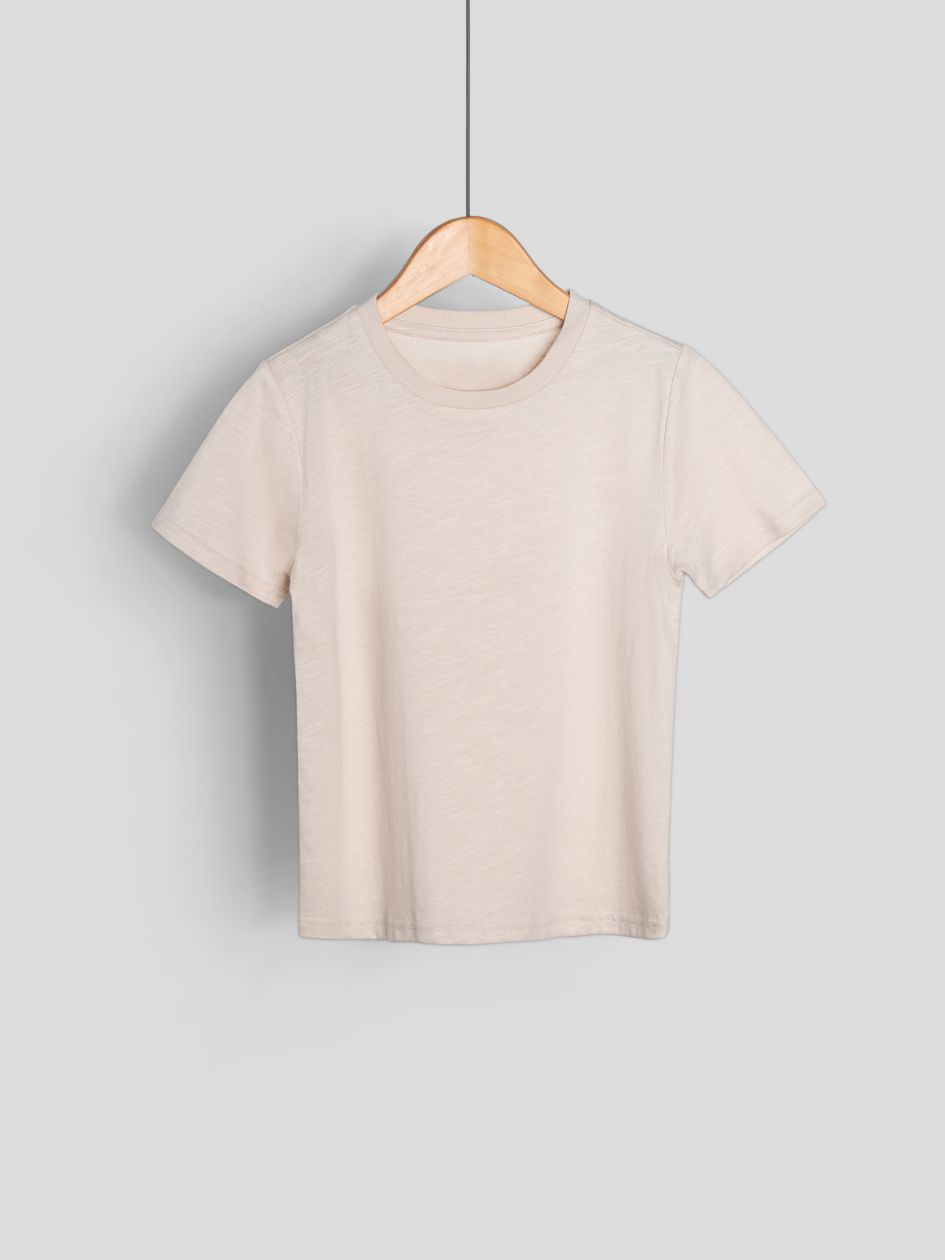 חולצת סלאב קצרה צווארון עגול לבנים