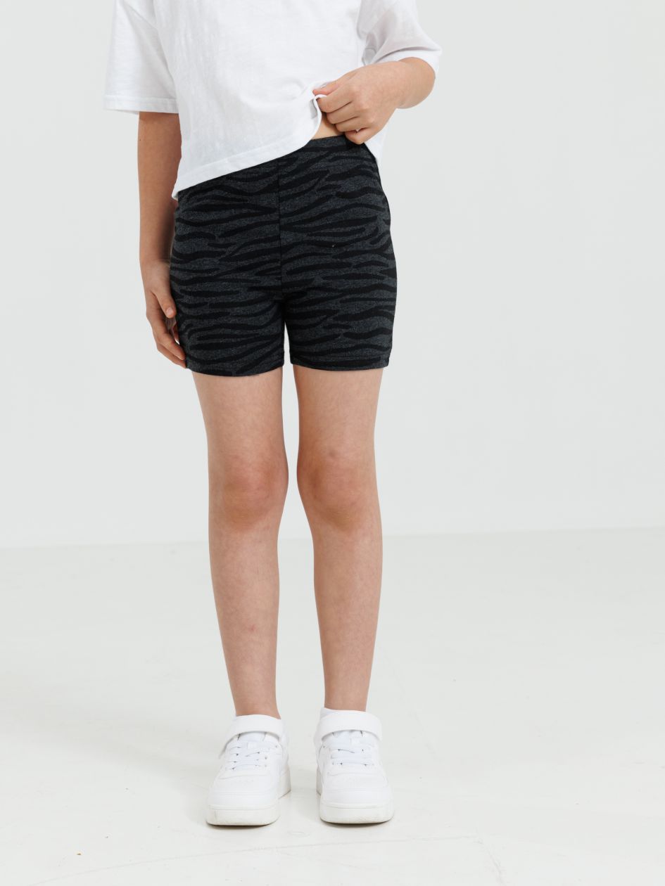 מכנסי טייץ קצרים