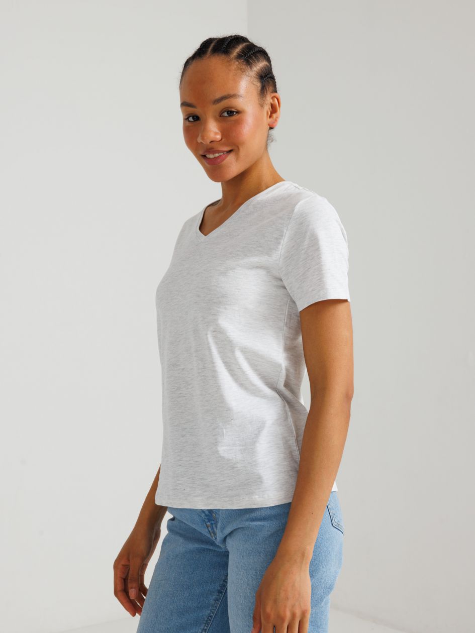 חולצה קצרה צווארון וי לנערות