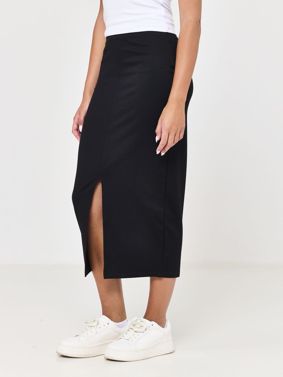 חצאית ישרה ארוכה