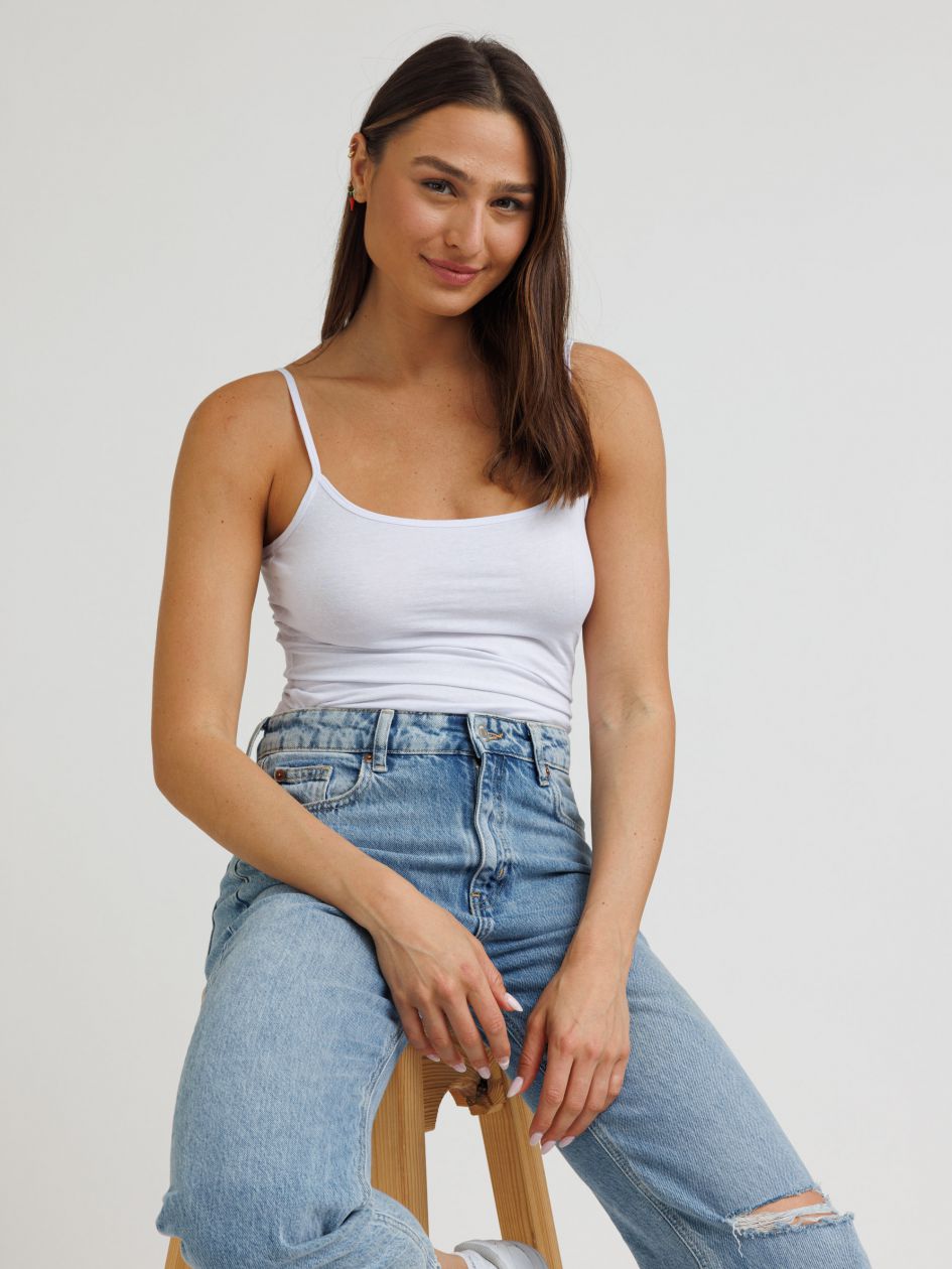 גופיית ספגטי BASIC לנשים