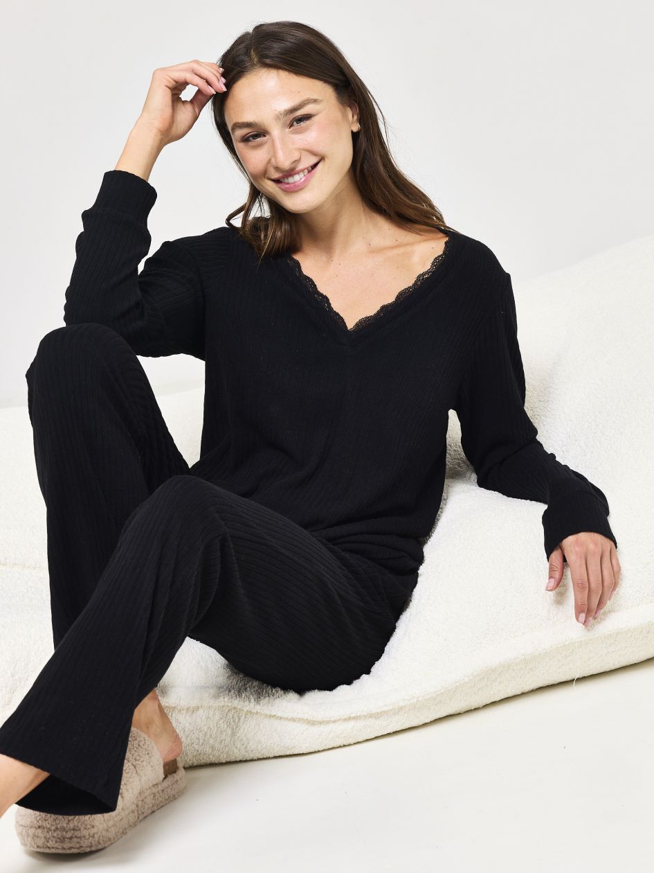 סט פיג’מה ריב בשילוב תחרה