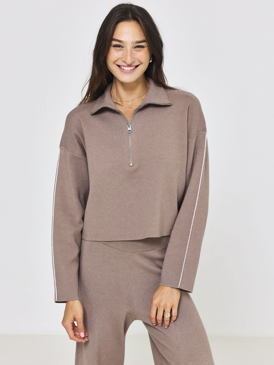 סריג עם חצי רוכסן