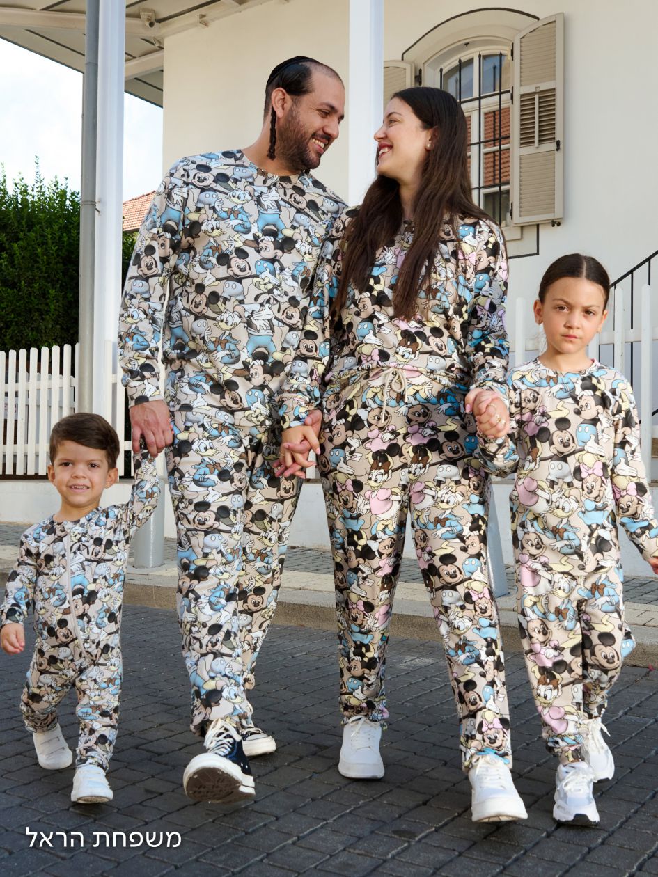 קולקציה משפחתית MICKEY & FRIENDS