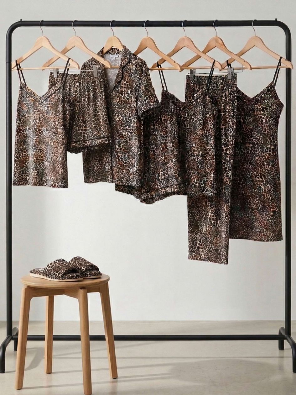 EXCLUSIVE LEOPARD