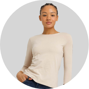 חולצות בית ספר לנערות